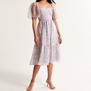 {Abercrombie & Fitch} Emerson Angel Sleeve Dress
